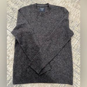 Men’s wool sweater
